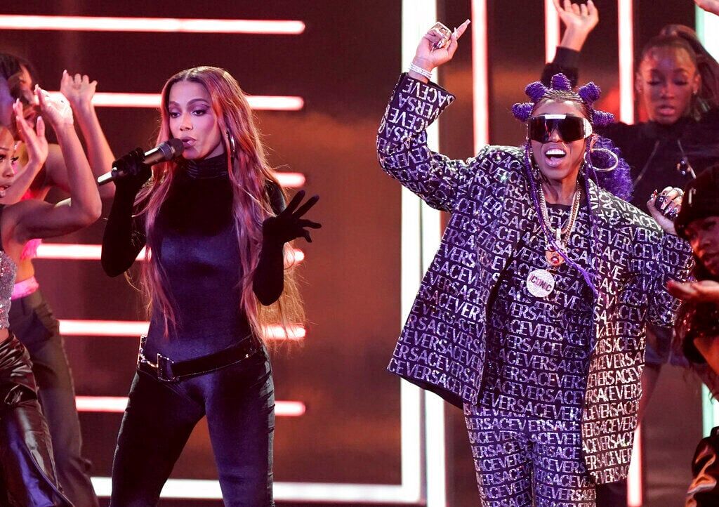 2022 American Music Awards - Show
